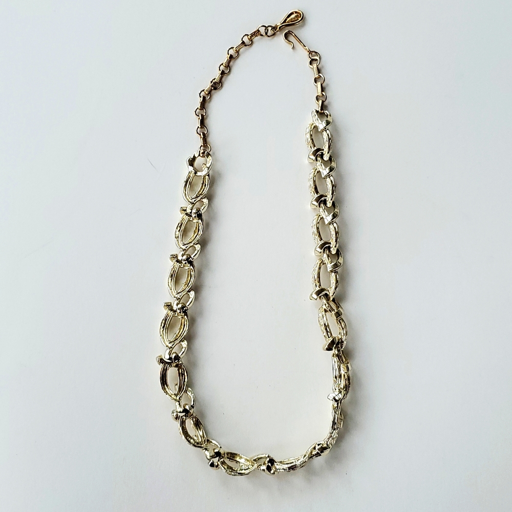 Vintage Coro MCM Yellow Gold Plated Large Oval Custom Link Signed Necklace